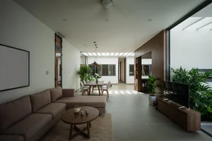 Small House 02: A Stunning 170m2 Modern Home with Central Courtyard in Ben Tre - image 10
