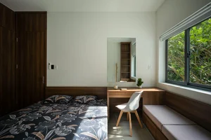 Small House 02: A Stunning 170m2 Modern Home with Central Courtyard in Ben Tre - image 7