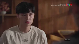 Emotional Reunion in How Much Is Youth Episode 5: A Son's Heartbreak Over His Mother's Cold Gesture - image 6