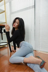 IESS Chinese Model Tu Tu Features in Romantic Valentine Newcomer Series - image 1