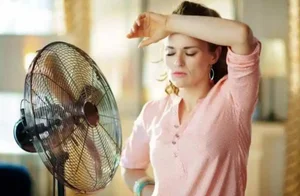 Air Conditioner vs. Fan: Expert Doctor Reveals Which Is Better for Your Sleep Health - image 4