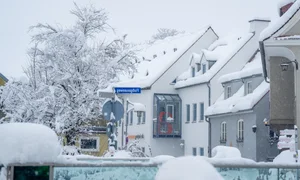 Exploring Munich's Winter Wonderland During a Record-Breaking Snowstorm - image 2