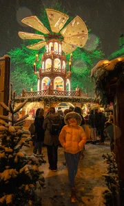 Exploring Munich's Winter Wonderland During a Record-Breaking Snowstorm - image 4