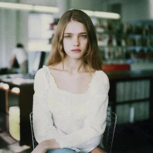 Supermodel Natalia Vodianova Expecting Her Sixth Child: A Celebration of Motherhood - image 4