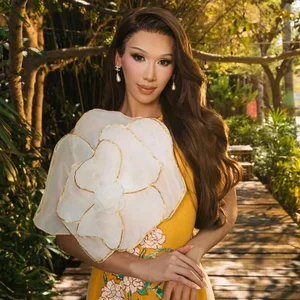 Vietnamese-Born Artist Captivates Global Audience with Stunning Androgynous Beauty - image 6