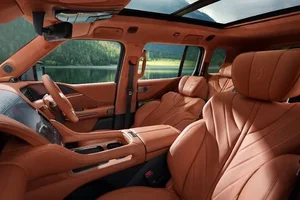 BYD Yangwang U8L Luxury Edition: A 4-Seater Powerhouse Rivaling the Maybach GLS 600 - image 3
