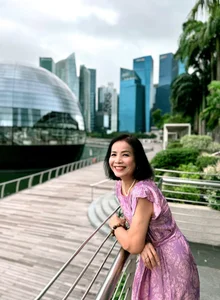 The Royal Descendant Who Left Showbiz for Peace After a Health Battle - image 1