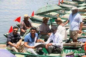 Indian Billionaire Brings 4,500 Tourists to Vietnam's Stunning Trang An Heritage - image 12