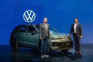 2026 Volkswagen Taigun Unveiled: Featuring 8-Speed Automatic Transmission and Premium Sunroof Upgrades - image 3