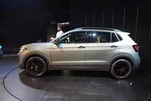 2026 Volkswagen Taigun Unveiled: Featuring 8-Speed Automatic Transmission and Premium Sunroof Upgrades - image 4