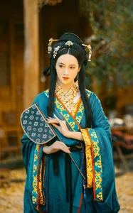 YiTuYu Art Language Vol.6573 Featuring Ran Ran: A Masterclass in Portrait Photography - image 0