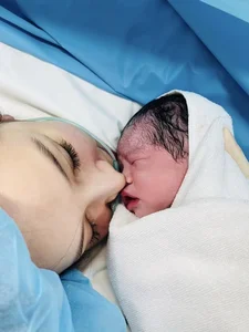 Vietnamese Celebrities Minh Hang and Thu Minh Share Heartwarming Moments with Their Sons - image 2