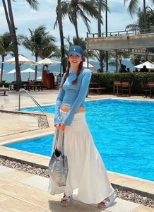 7 Trendy Autumn Fashion Styles Popularized by Vietnamese Celebrities - image 8