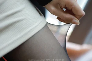 Modern Chic and Style: IESS SXJ No.1699 Featuring Mei Ko - image 49