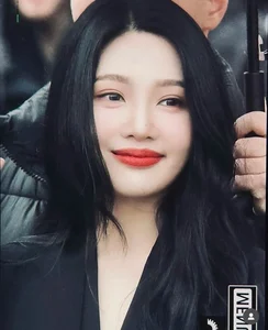 SM Entertainment Stars Joy and NingNing Turn Heads at Milan Fashion Week 2024 - image 7
