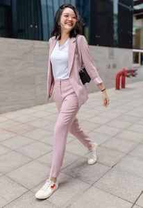 How to Recreate the Chic Office Style of the Hottest K-Drama Female Lead - image 6