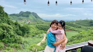 Journalist Ta Bich Loan Shares Rare Photo of Her Tall Eighth-Grade Son - image 5