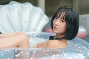 Hyoyeon AG Vol.499: Captivating Beauty in Water – Unveiling Her Alluring Charm - image 2