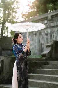Elegant Traditional Ao Dai Beauty: Capturing Asian Grace in Golden Hour Light. - image 17