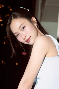 MC Khanh Vy: From Language Genius to Elegant Style Icon in New Photos - image 5