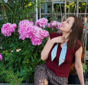 Vietnamese Showbiz June 5: Chiem Quoc Thai Family Update and Huong Giang's Rating - image 4