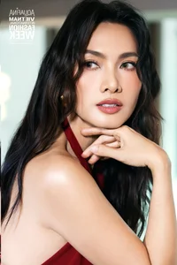 Vietnamese Showbiz June 5: Chiem Quoc Thai Family Update and Huong Giang's Rating - image 26