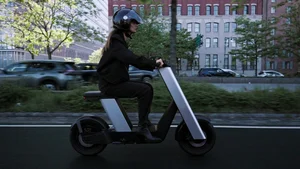 Olto Hybrid E-Bike: The Revolutionary Electric Moped Priced at $3,495 - image 5