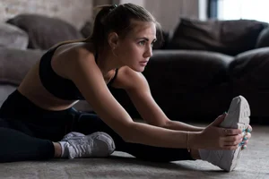 Essential Post-Run Stretching Guide: Importance and Effective Exercises for Fast Muscle Recovery - image 0