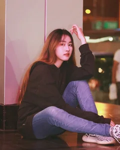 Nisa Khamarat: Exploring the Fitness and Fashion World of Thailand's Top Model - image 11