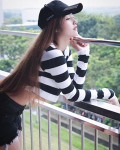 Nisa Khamarat: Exploring the Fitness and Fashion World of Thailand's Top Model - image 15