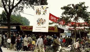 Nostalgic Glimpse: Rare Vintage Photos of Traditional Tet Celebrations in Old Vietnam - image 8