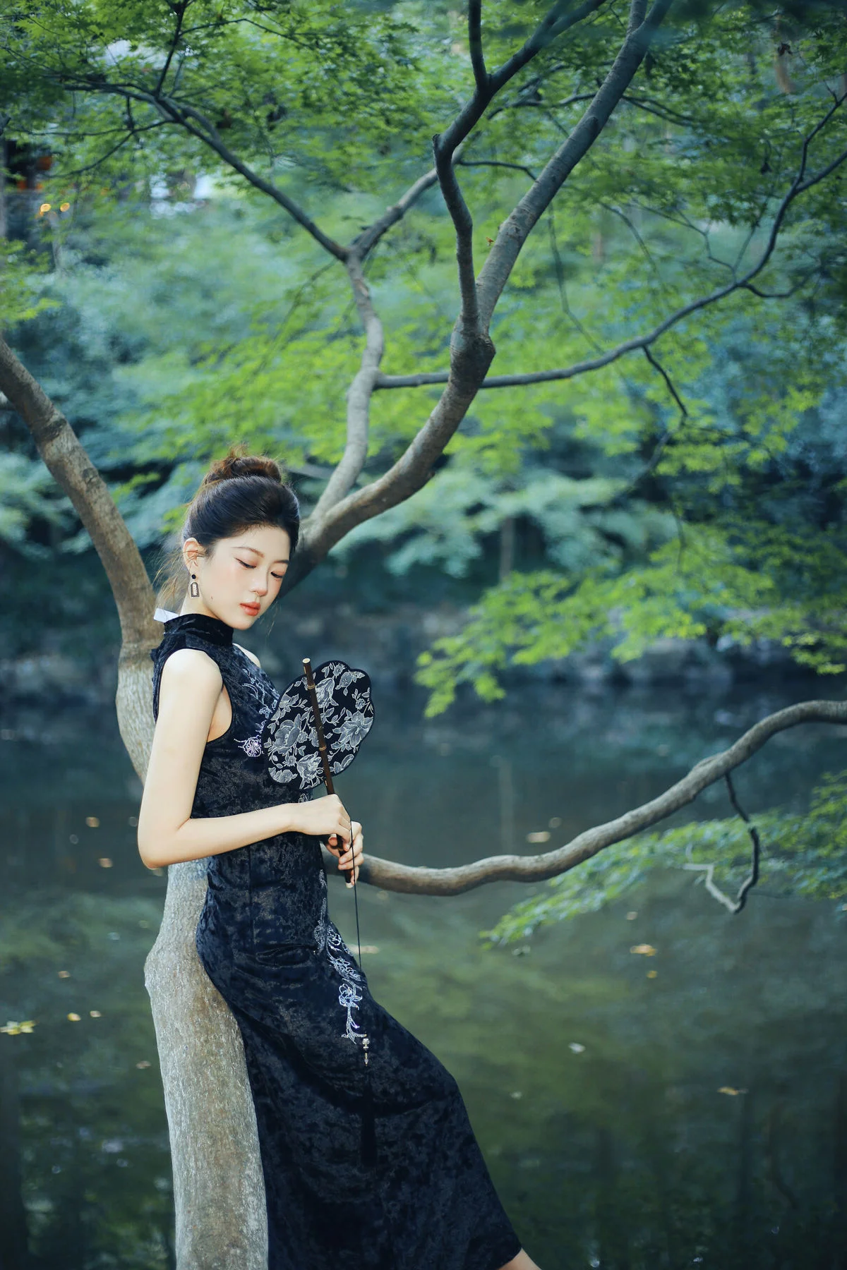 Complete 49P Gallery: YiTuYu Art Language Vol.10329 Featuring 2ii