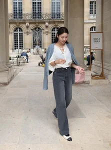 5 Elegant and Sophisticated Outfit Ideas for Lunar New Year Visits - image 0
