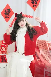 YiTuYu Vol.8524: Xia Yu Xiao Nian Embraces Lunar New Year in Radiant Red Sweater Style - image 10