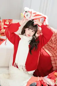YiTuYu Vol.8524: Xia Yu Xiao Nian Embraces Lunar New Year in Radiant Red Sweater Style - image 5
