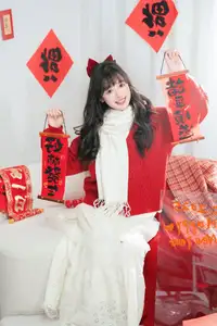 YiTuYu Vol.8524: Xia Yu Xiao Nian Embraces Lunar New Year in Radiant Red Sweater Style - image 3