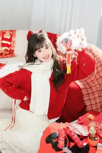 YiTuYu Vol.8524: Xia Yu Xiao Nian Embraces Lunar New Year in Radiant Red Sweater Style - image 8