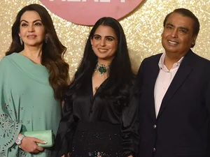 Meet the Heirs: The Accomplished Children of Billionaire Mukesh Ambani - image 12