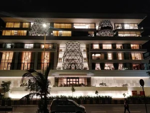 Meet the Heirs: The Accomplished Children of Billionaire Mukesh Ambani - image 0