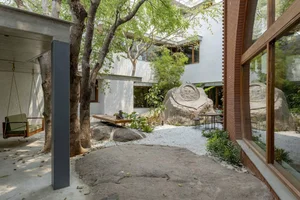What is Biophilic Design? Real-World Homes Applying Natural Principles Successfully - image 3