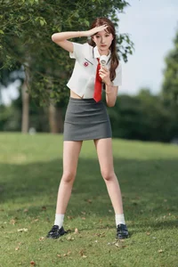Captivating Portraits: YiTuYu Art Language Vol.7392 Featuring the Graceful Zhou Zhou - image 15