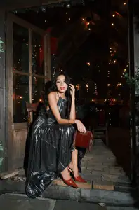 Runner-up Thao Nhi Le's Dazzling Year-End Festival Fashion: An Irresistible Look. - image 1