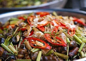Discover the 12 Best Local Dishes in Da Nang: A Culinary Guide to Vietnam’s Coastal Flavors - image 5