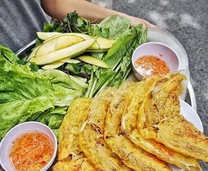 Discover the 12 Best Local Dishes in Da Nang: A Culinary Guide to Vietnam’s Coastal Flavors - image 11