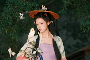 YITUYU Natural Light Portrait Photography Featuring Songbing Jiujiu - image 5