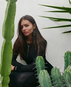 How the Former Most Beautiful Girl in the World Overcame Criticism - image 4