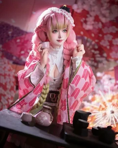 111+ Best Mitsuri Kanroji Cosplay: The Beautiful Love Hashira - image 10