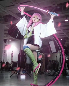 111+ Best Mitsuri Kanroji Cosplay: The Beautiful Love Hashira - image 32