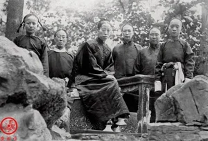 Unveiling the Real Faces of Emperor Guangxu’s Concubines: Rare Historical Gallery of the Qing Dynasty - image 5