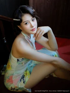 Elegant Modern Cheongsam Fashion and Oriental Aesthetic Photography: XiuRen No.10749 Featuring the Graceful Lilyanna - image 10